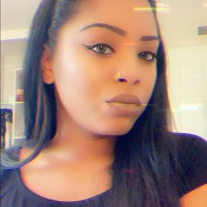 Meet your Posher, Jasmine